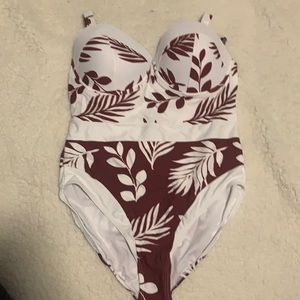 Never been worn GABIFRESH x SWIMSUITS for all